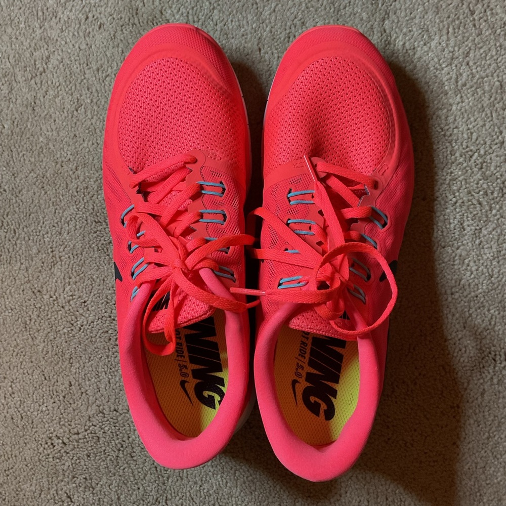 Neon Pink Women’s Nike Free 5.0